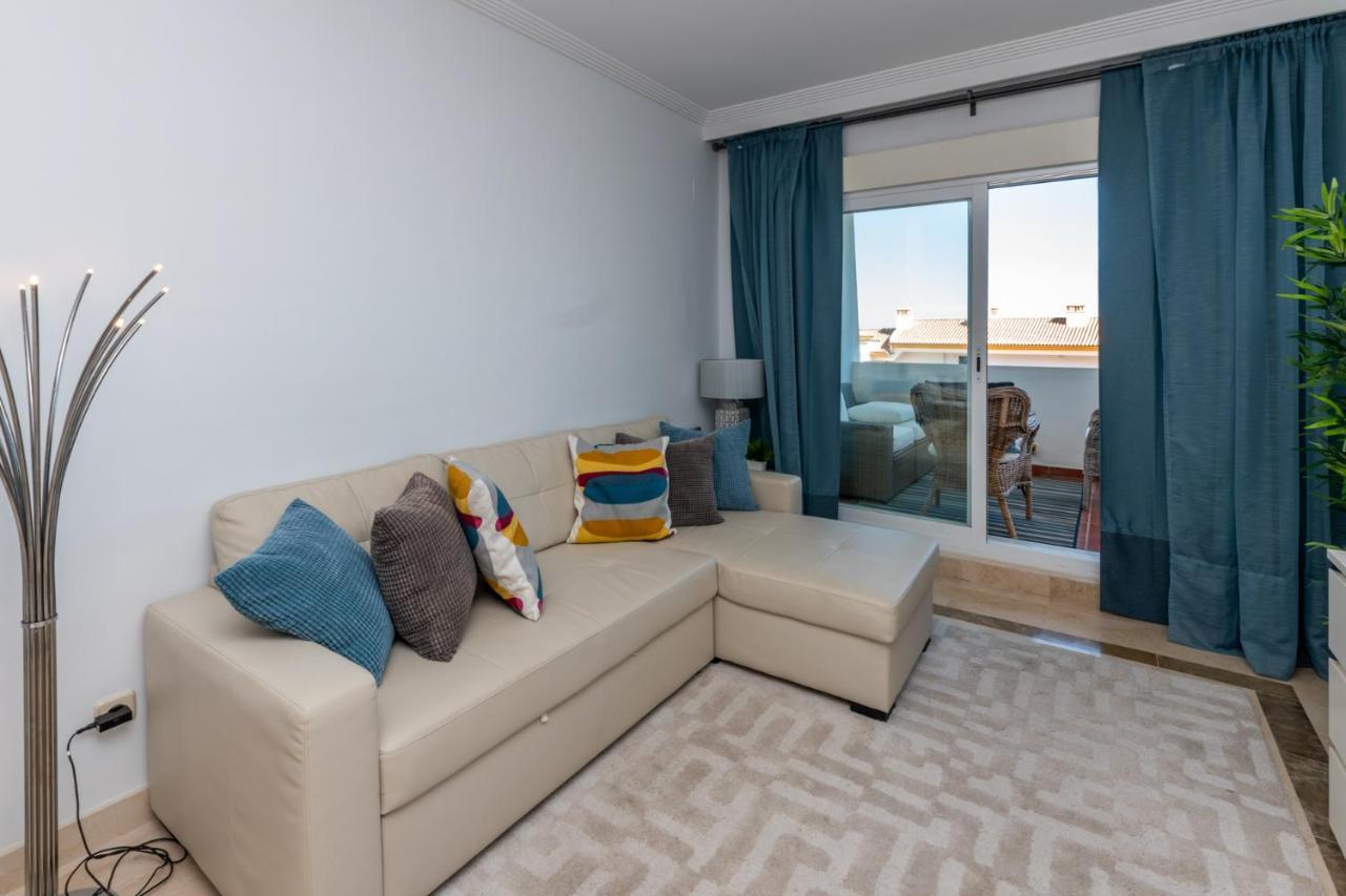 2Br Calanova Grand Golf - Wifi/Ac/Pool Apartment Малага Екстериор снимка